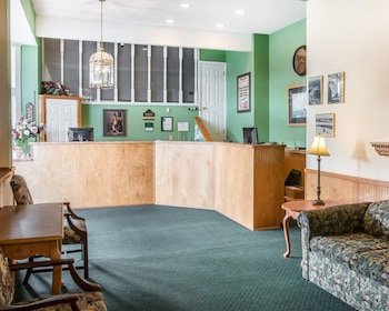 Quality Inn & Suites Beachfront