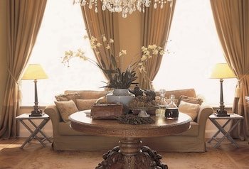Hotel Recour