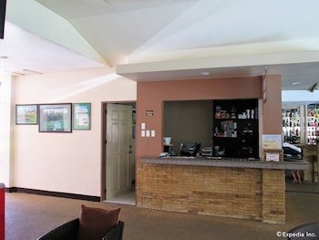Kingston Lodge Hotel