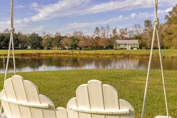 Maison D'Memoire Bed & Breakfast Cottages