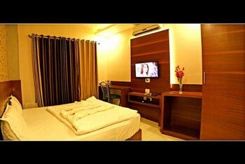 Hotel Shri Khedpati International
