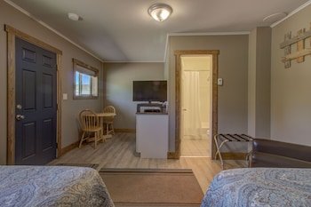 The Lodges of Oak Creek