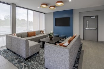 Avid Hotels West Waukesha