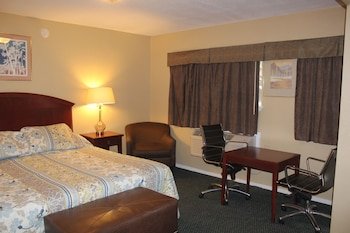Ranch House Inn & Suites