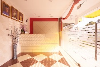 Ipoh Road Hotel