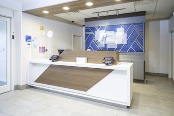 Holiday Inn Express & Suites Atlanta - Johns Creek
