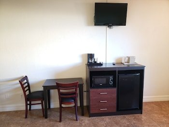 Oceanfront Inn And Suites