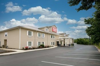 Home Town Inn