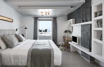 Petit Palace Suites