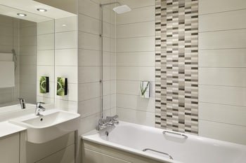 Premier Inn Bridgwater Gateway (M5, J24)