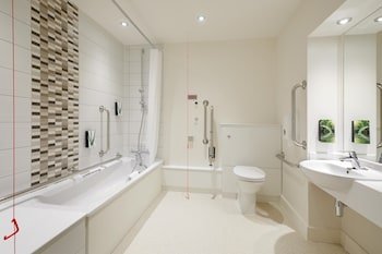 Premier Inn Bridgwater Gateway (M5, J24)