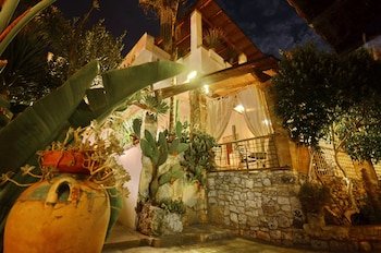 Felline In Bed & Breakfast