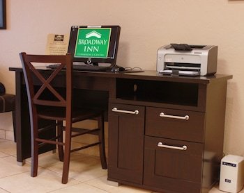 Broadway Inn Conference Center
