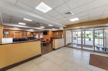 Comfort Inn East