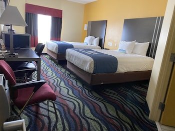 Days Inn & Suites by Wyndham Augusta Near Fort Gordon