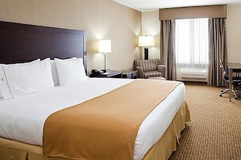 Norwood Inn & Suites Eagan