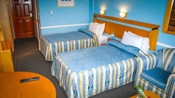 Crescent Beach Hotel & Leisure Resort
