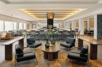 Oshkosh Marriott Waterfront Hotel & Convention Center