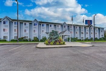 Motel 6 Sutherlin