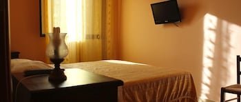 Hotel 106