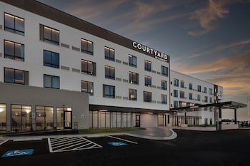 Courtyard Conway