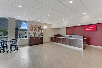 Red Roof Inn & Suites Wilkesboro