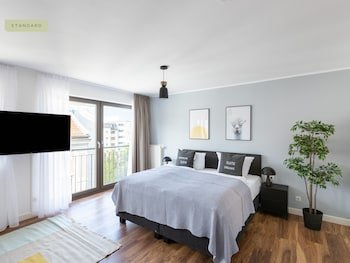 Flower's Boardinghouse Mitte