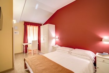 Top Floor Navona Guest House