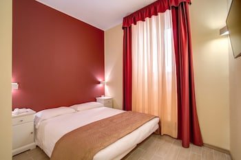 Top Floor Navona Guest House