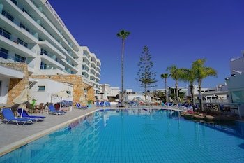 Melini Hotel Suites