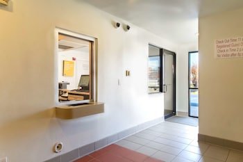 Motel 6 Washington, DC - Capitol Heights