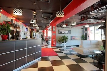 Hotel Kyriad Design ENZO CANNES-ECLUSE