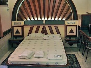 North Palace Hotel