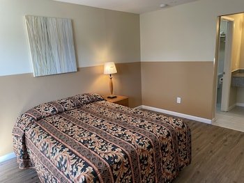 Sea Palace Motel