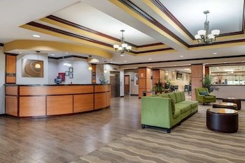 Comfort Suites