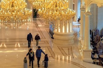 Grand Bravo Hotel