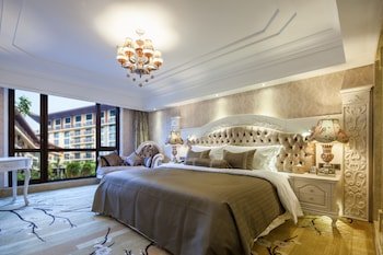 Grand Bravo Hotel
