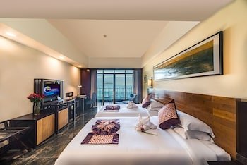 Shengyi Holiday Villa Hotel & Suites Sanya