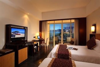 Shengyi Holiday Villa Hotel & Suites Sanya