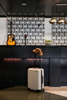 Hotel Preston