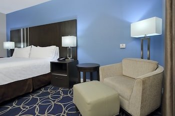 Holiday Inn Express & Suites Houston North - IAH Area