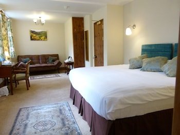 Collaven Manor