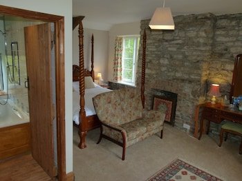Collaven Manor