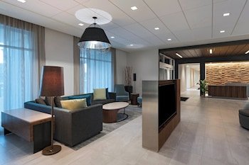 Courtyard By Marriott Jackson Madison
