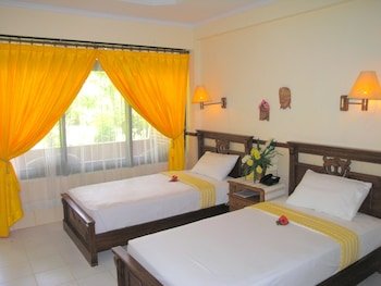 Palm Beach Hotel Bali