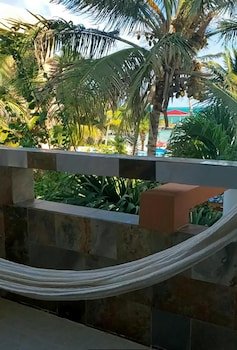 Island Magic Beach Resort Ltd