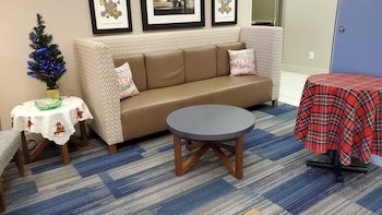 Holiday Inn Express Hotel & Suites Mankato East