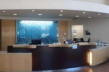 Peach Tree Inn and Suites