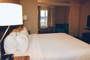 Peach Tree Inn and Suites