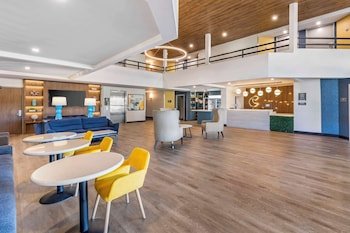 Comfort Inn & Suites Irvine Spectrum